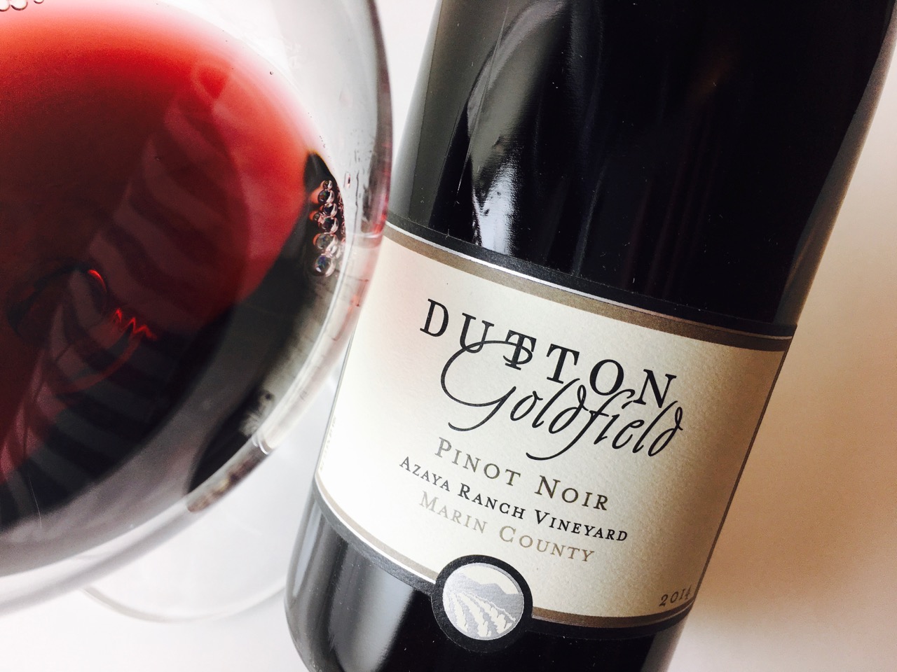 2014 Dutton-Goldfield Pinot Noir Azaya Ranch Marin County